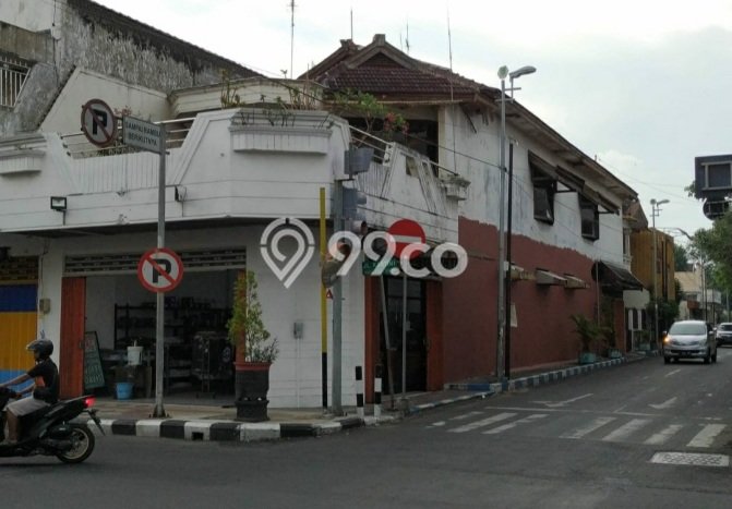 Ruko di , Luas 600m2m², Lokasi Strategis Ruko di , Luas 600m2m², Lokasi Strategis