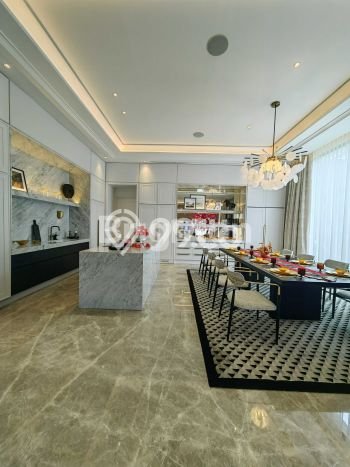 For Sale! Luxury House LT 420m2 Desain Elegan di Alam Sutera For Sale! Luxury House LT 420m2 Desain Elegan di Alam Sutera