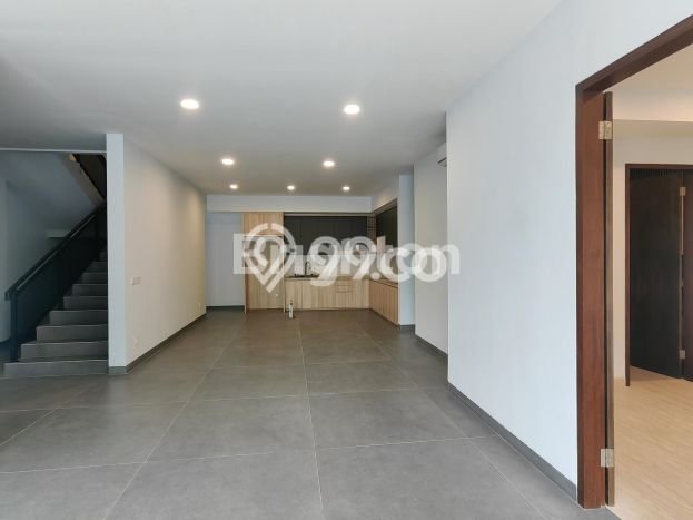 Jual Rumah Luas Megah Dengan View Eksklusif di Alam Sutera, Tangerang Jual Rumah Luas Megah Dengan View Eksklusif di Alam Sutera, Tangerang