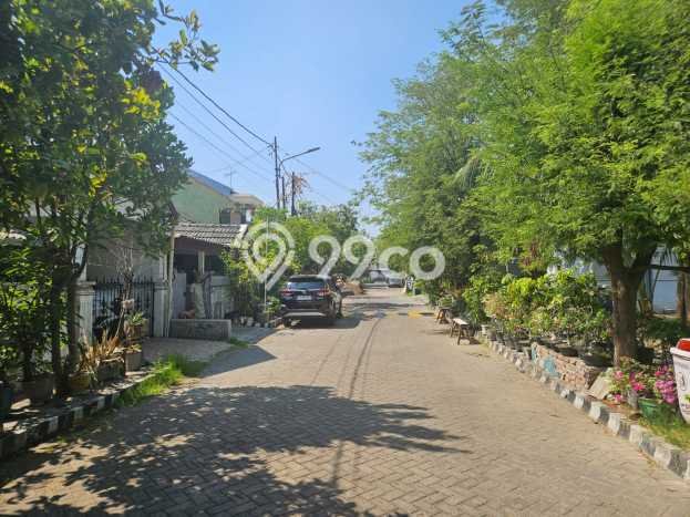 Dijual Rumah 2 Kamar Lokasi Ideal Nyaman dan Strategis di Rungkut Dijual Rumah 2 Kamar Lokasi Ideal Nyaman dan Strategis di Rungkut