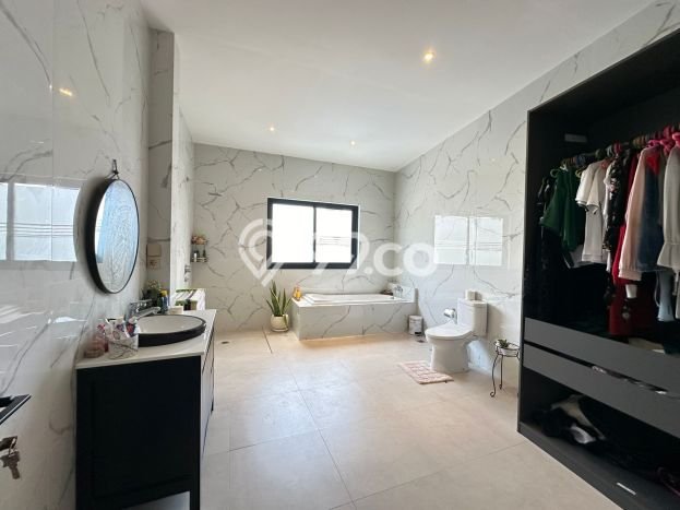 Tempat Strategis! Vila di , Dimensi 910m2m², Kualitas Terbaik Tempat Strategis! Vila di , Dimensi 910m2m², Kualitas Terbaik