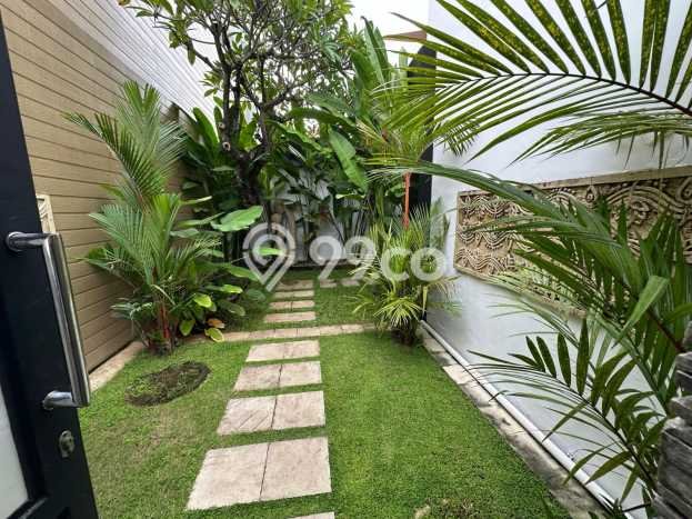Vila Tenang di , Area 409m2m², Pemandangan Indah sekitar Vila Tenang di , Area 409m2m², Pemandangan Indah sekitar