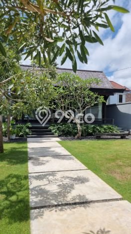 Vila Kawasan , Ukuran 310m2m², Akses ke beragam fasilitas umum Vila Kawasan , Ukuran 310m2m², Akses ke beragam fasilitas umum