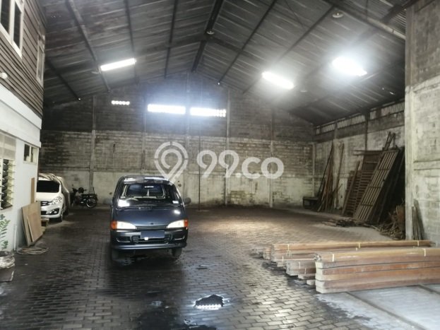 Gudang Komersial Dijual di Gubeng Surabaya LT 335m2 & LB 280m2 Gudang Komersial Dijual di Gubeng Surabaya LT 335m2 & LB 280m2