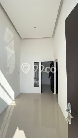 For Sale Rumah 2 Kamar Lokasi Strategis Nyaman dan Strategis di Rungkut For Sale Rumah 2 Kamar Lokasi Strategis Nyaman dan Strategis di Rungkut