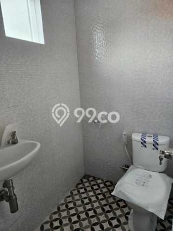 FOR SALE! Ruko di Gayungan Surabaya, LT 126m2, LB 226m2 FOR SALE! Ruko di Gayungan Surabaya, LT 126m2, LB 226m2