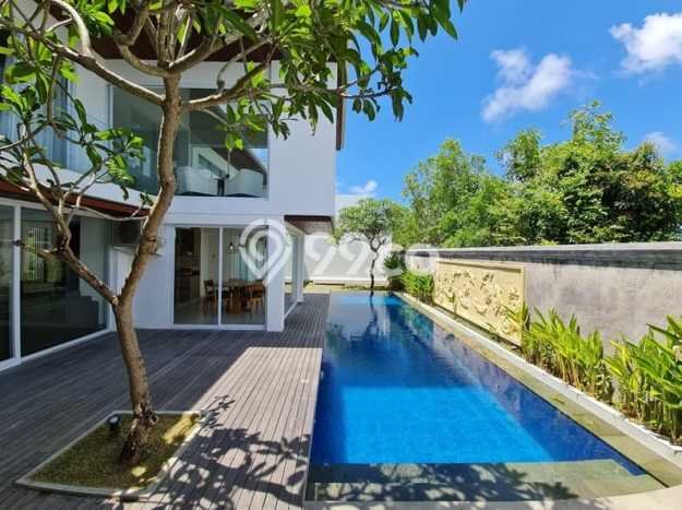 Jual Rumah Luas Elegan Dengan View Eksklusif di Ungasan, Badung Jual Rumah Luas Elegan Dengan View Eksklusif di Ungasan, Badung