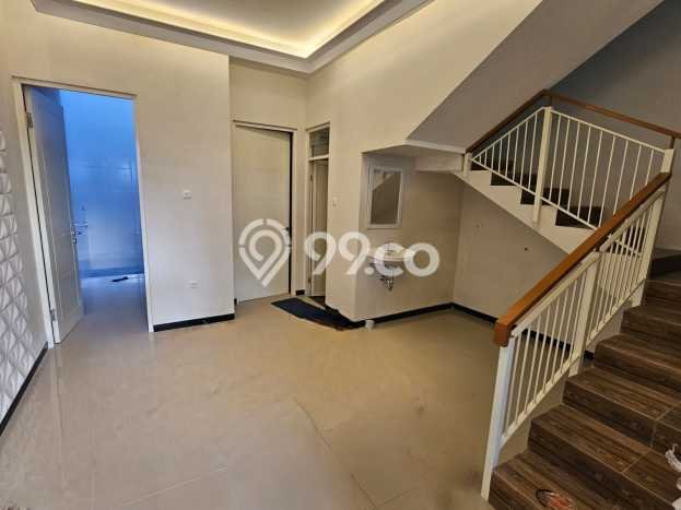 Jual Rumah Strategis Bagus Punya 3 KT di Rungkut Surabaya SHM Jual Rumah Strategis Bagus Punya 3 KT di Rungkut Surabaya SHM