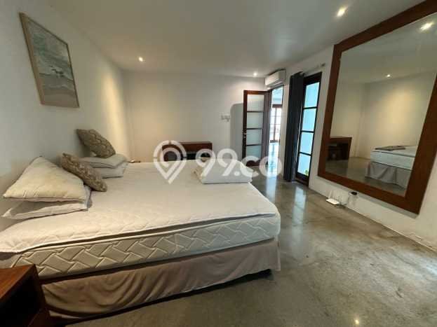 Vila Tenang di , Area 409m2m², Pemandangan Indah sekitar Vila Tenang di , Area 409m2m², Pemandangan Indah sekitar