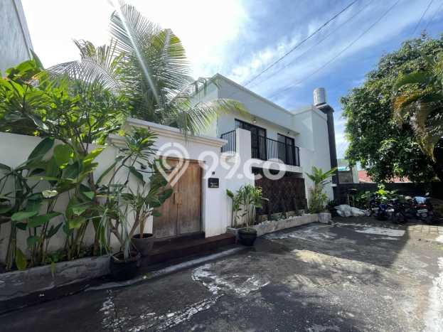 Hunian Mewah LB 110m2 Siap Huni Desain Elegan di Canggu, Badung Hunian Mewah LB 110m2 Siap Huni Desain Elegan di Canggu, Badung