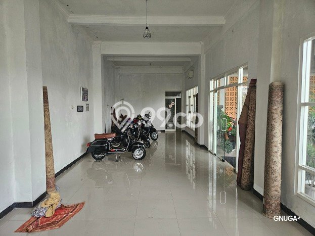 For Sale Rumah Elit Exclusive di Rungkut, Surabaya For Sale Rumah Elit Exclusive di Rungkut, Surabaya