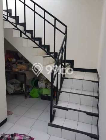 Siap Huni Rumah Mewah 4 Kamar di Rungkut Dekat ke Mana Saja Siap Huni Rumah Mewah 4 Kamar di Rungkut Dekat ke Mana Saja