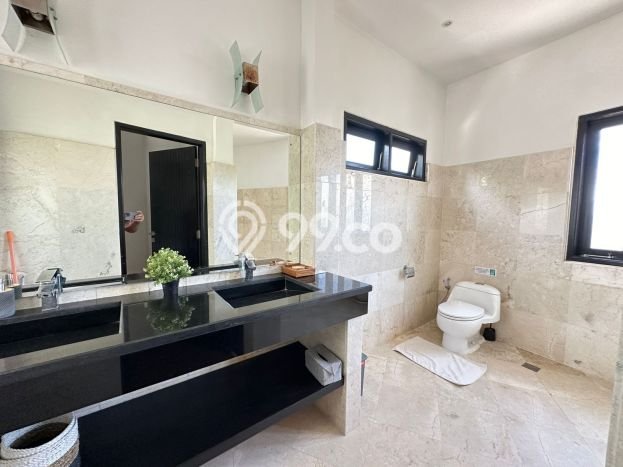 Tempat Strategis! Vila di , Dimensi 910m2m², Kualitas Terbaik Tempat Strategis! Vila di , Dimensi 910m2m², Kualitas Terbaik