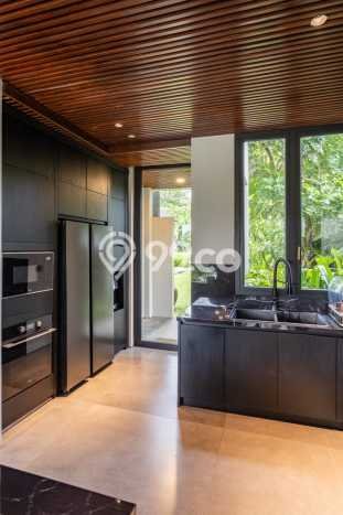 Hunian Elit LB 600m2 Siap Huni Desain Elegan di canggu, Badung Hunian Elit LB 600m2 Siap Huni Desain Elegan di canggu, Badung