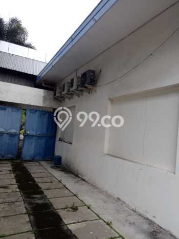 Disewakan Rumah Strategis LT 694m2 / LB 570m2 di Diponegoro, Surabaya Disewakan Rumah Strategis LT 694m2 / LB 570m2 di Diponegoro, Surabaya