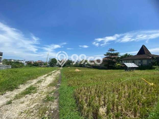 Tanah untuk Dijual Lokasi Kuta Utara, Badung Luas 329m2 - Tanah untuk Dijual Lokasi Kuta Utara, Badung Luas 329m2 -