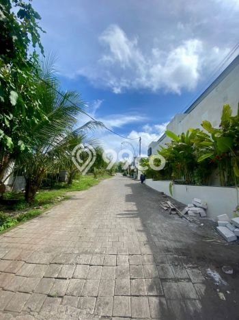 DIJUAL! Vila Kawasan , Area 200m2m², Akses ke Fasilitas Umum DIJUAL! Vila Kawasan , Area 200m2m², Akses ke Fasilitas Umum