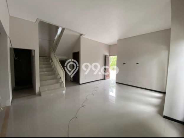 Rumah Strategis Minimalis Lb 158m2 di Rungkut, Surabaya Rumah Strategis Minimalis Lb 158m2 di Rungkut, Surabaya