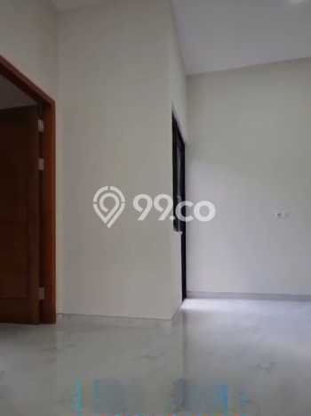 Jual Rumah Strategis Bagus Punya 4 KT di Rungkut Surabaya SHM Jual Rumah Strategis Bagus Punya 4 KT di Rungkut Surabaya SHM