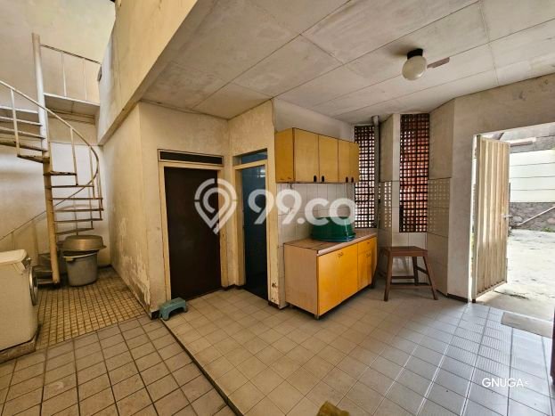 Dijual Rumah Premium dengan Fasilitas Sekitar Komplit di Rungkut, Surabaya Dijual Rumah Premium dengan Fasilitas Sekitar Komplit di Rungkut, Surabaya
