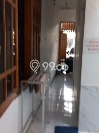 Siap Huni Hunian Elit 8 Kamar di Rungkut Dekat ke Mana Saja Siap Huni Hunian Elit 8 Kamar di Rungkut Dekat ke Mana Saja