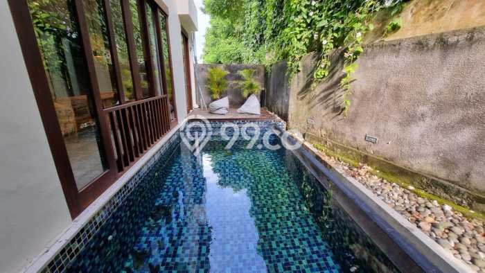 Hunian Elit LB 407m2 Siap Huni Desain Elegan di Jimbaran, Badung Hunian Elit LB 407m2 Siap Huni Desain Elegan di Jimbaran, Badung