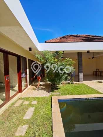 Vila Kawasan , Ukuran 244m2m², Ideal untuk beragam kebutuhan Vila Kawasan , Ukuran 244m2m², Ideal untuk beragam kebutuhan