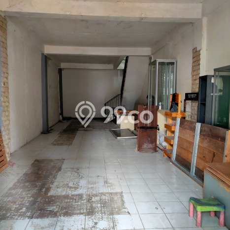 Dijual! Ruko di Rawamangun Jakarta Timur LT 88m2 / LB 200m2 Kawasan Bisnis Dijual! Ruko di Rawamangun Jakarta Timur LT 88m2 / LB 200m2 Kawasan Bisnis