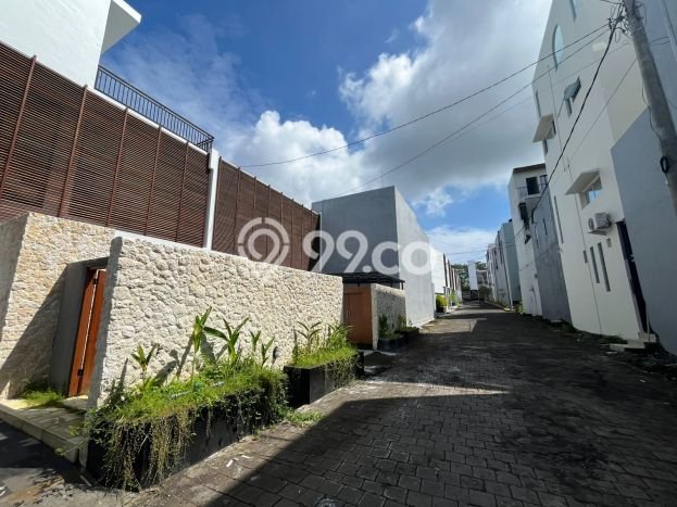 Vila Kawasan , Dimensi 172m2m², Cocok untuk beragam kebutuhan Vila Kawasan , Dimensi 172m2m², Cocok untuk beragam kebutuhan