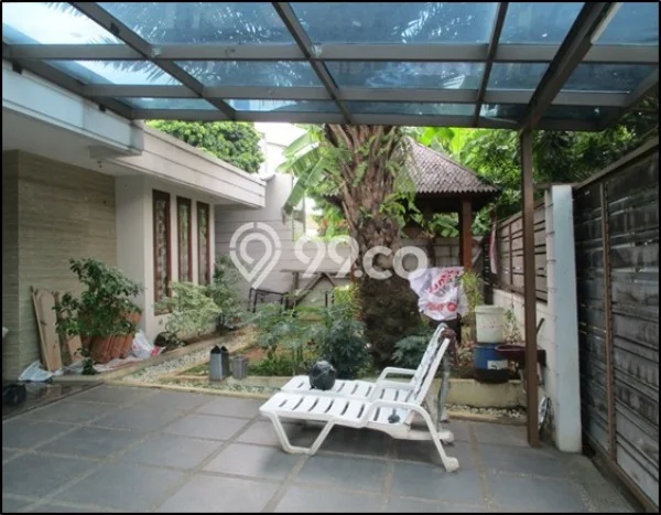 Dijual Rumah Mewah Megah Dengan View Eksklusif di Meruya, Jakarta Barat Dijual Rumah Mewah Megah Dengan View Eksklusif di Meruya, Jakarta Barat