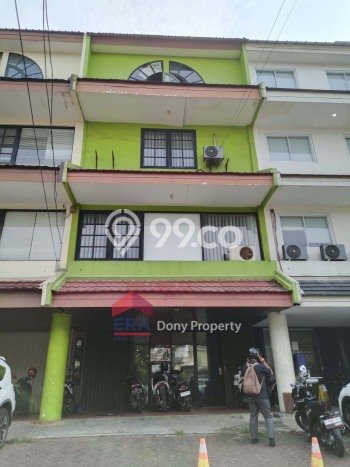 Jual Ruko di Kedoya, Luas 320m², Area Komersial, Akses Mudah Jual Ruko di Kedoya, Luas 320m², Area Komersial, Akses Mudah