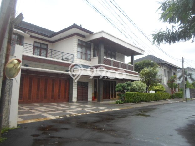 Rumah Luxury Modern Siap Huni di Kemang Jakarta Selatan Rumah Luxury Modern Siap Huni di Kemang Jakarta Selatan