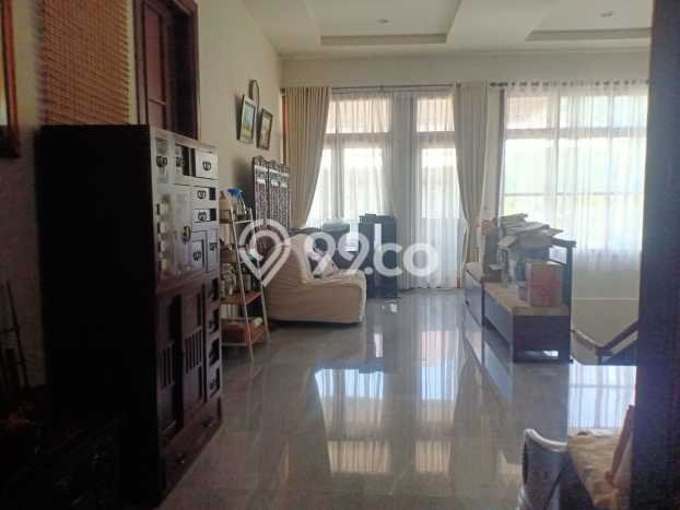 Rumah Luxury Modern Siap Huni di Kemang Jakarta Selatan Rumah Luxury Modern Siap Huni di Kemang Jakarta Selatan