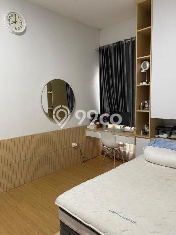 Rumah Elit Modern Tanpa Renovasi di Pondok Ranji Tangerang Selatan Rumah Elit Modern Tanpa Renovasi di Pondok Ranji Tangerang Selatan