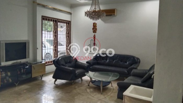 Dijual Rumah Premium dengan Fasilitas Sekitar Lengkap di Medan Polonia, Medan Dijual Rumah Premium dengan Fasilitas Sekitar Lengkap di Medan Polonia, Medan