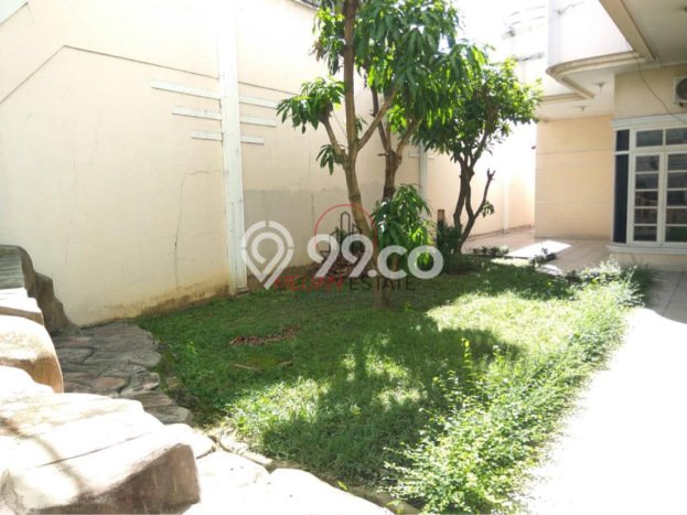 Dijual Vila Kawasan Medan Maimun, Area 726m2m², Posisi Strategis Dijual Vila Kawasan Medan Maimun, Area 726m2m², Posisi Strategis