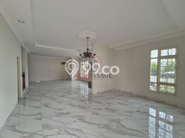 Properti Terbaik! Vila di Medan Polonia, Ukuran 198m2m², Lingkungan Asri dan aman Properti Terbaik! Vila di Medan Polonia, Ukuran 198m2m², Lingkungan Asri dan aman