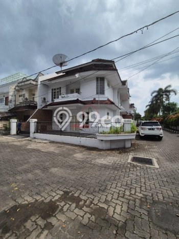 Properti Terbaik! Vila di Medan Polonia, Ukuran 198m2m², Lingkungan Asri dan aman Properti Terbaik! Vila di Medan Polonia, Ukuran 198m2m², Lingkungan Asri dan aman