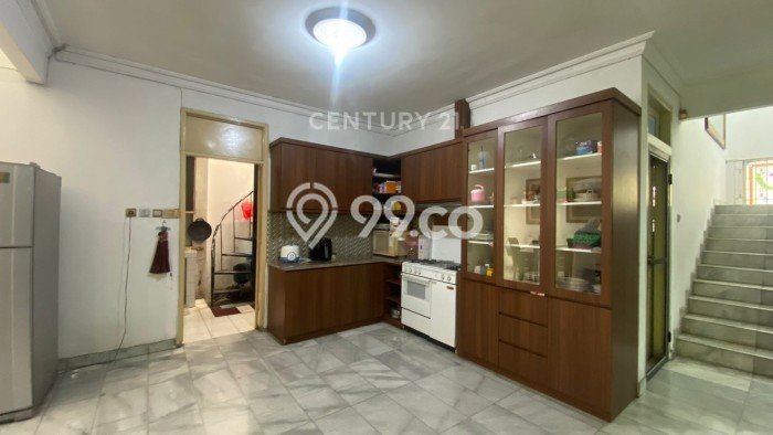 Jual Rumah Mewah Elegan Dengan View Cantik di Pejaten, Jakarta Selatan Jual Rumah Mewah Elegan Dengan View Cantik di Pejaten, Jakarta Selatan