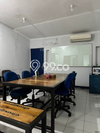 Lokasi Strategis! Dijual Ruko Bisnis di Kebayoran Baru, Jakarta Selatan Kondisi Bagus Lokasi Strategis! Dijual Ruko Bisnis di Kebayoran Baru, Jakarta Selatan Kondisi Bagus