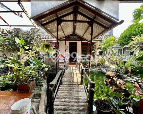 Rumah Elit Modern Tanpa Renovasi di Lebak Bulus Jakarta Selatan Rumah Elit Modern Tanpa Renovasi di Lebak Bulus Jakarta Selatan