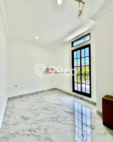 Rumah Elit Modern Siap Huni di Pondok Indah Jakarta Selatan Rumah Elit Modern Siap Huni di Pondok Indah Jakarta Selatan