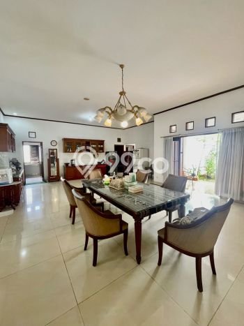 Dijual Rumah Premium dengan Fasilitas Sekitar Komplit di Cinere, Depok Dijual Rumah Premium dengan Fasilitas Sekitar Komplit di Cinere, Depok