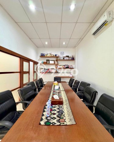 Unit Komersial Dijual di Jakarta Selatan LT 67m2 & LB 294m2 Unit Komersial Dijual di Jakarta Selatan LT 67m2 & LB 294m2