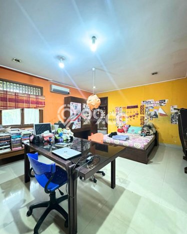 Hunian Mewah Siap Huni LT 401m2 di Kebayoran Baru, Jakarta Selatan Hunian Mewah Siap Huni LT 401m2 di Kebayoran Baru, Jakarta Selatan