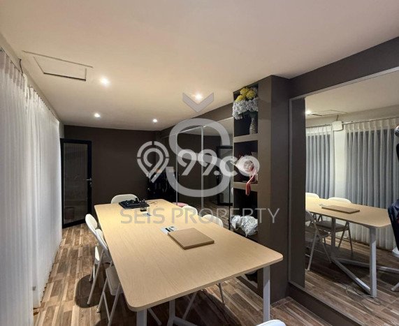 Dijual Hotel Strategis Kawasan Sukajadi, Luas 200m2m², Jalan Utama, Area Bisnis Dijual Hotel Strategis Kawasan Sukajadi, Luas 200m2m², Jalan Utama, Area Bisnis