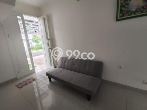 Lokasi terbaik! Rumah siap pakai dikontrakkan di Gedebage LB 216m2 Lokasi terbaik! Rumah siap pakai dikontrakkan di Gedebage LB 216m2