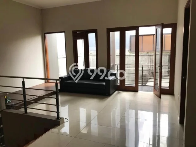 Rumah sewa siap pakai 3 KT di Surya Sumantri, Bandung Rumah sewa siap pakai 3 KT di Surya Sumantri, Bandung
