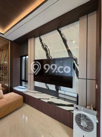 Rumah Elit LB 275m2 Siap Huni Desain Elegan di Pantai Indah Kapuk, Jakarta Utara Rumah Elit LB 275m2 Siap Huni Desain Elegan di Pantai Indah Kapuk, Jakarta Utara