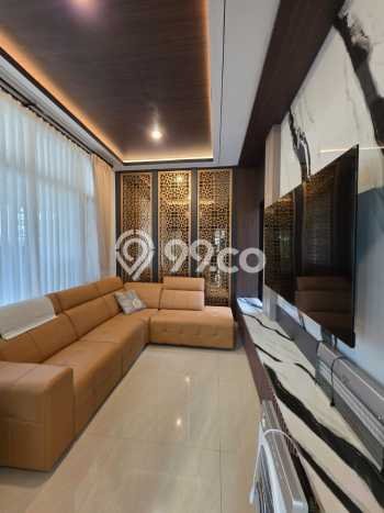 Rumah Elit LB 275m2 Siap Huni Desain Elegan di Pantai Indah Kapuk, Jakarta Utara Rumah Elit LB 275m2 Siap Huni Desain Elegan di Pantai Indah Kapuk, Jakarta Utara